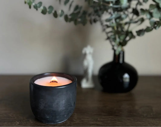 The Science Behind Candle Scents and Mood